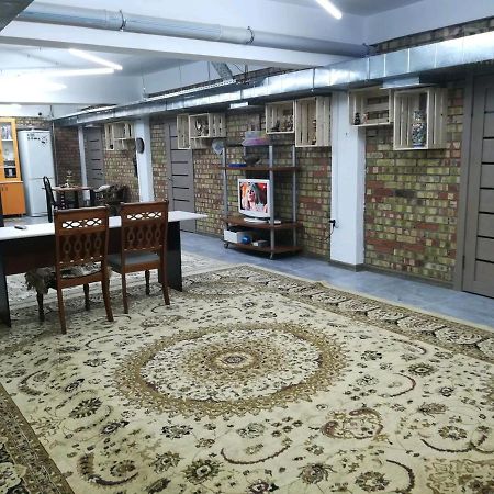 Фэмили Хостел Almatý Exterior foto